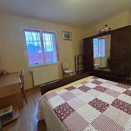 D'hotes A Bed & Breakfast Saint-Molf