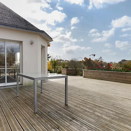 D'hotes A Bed and breakfast Saint-Molf